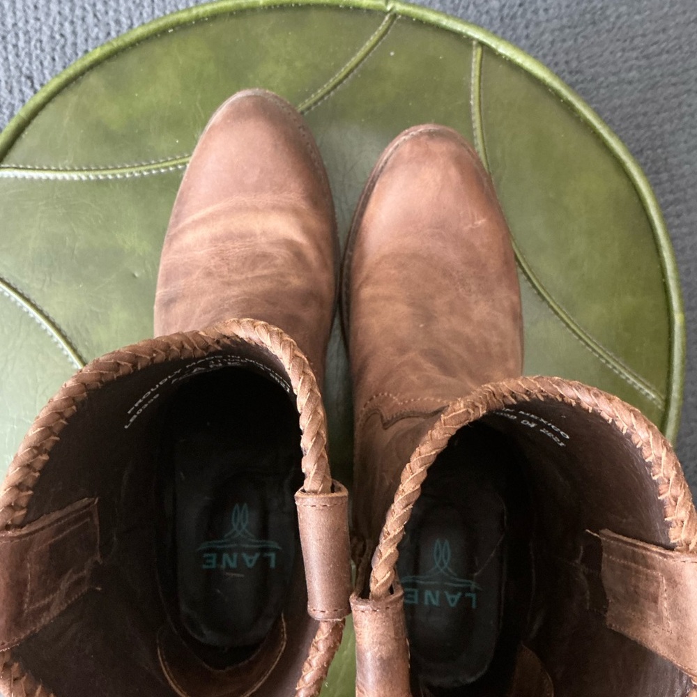 Lane boots